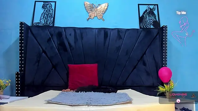 Snapshot of MAISE_HILL1 chatting on January 2025 11:34:01 AM MAISE HILL1 online show from January 2025 11:34:01 AM