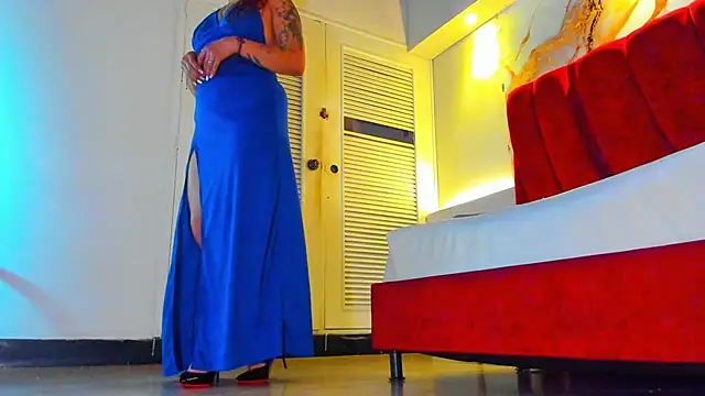 Snapshot of MAISE_HILL1 chatting on October 2025 01:25:02 PM MAISE HILL1 online show from October 2025 01:25:02 PM