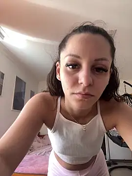 Chiara0102 online show from May 2026 10:35:01 AM