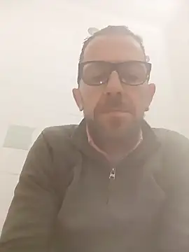 Snapshot of jonyfree1978 chatting on December 2024 10:50:01 AM jonyfree1978 online show from December 2024 10:50:01 AM