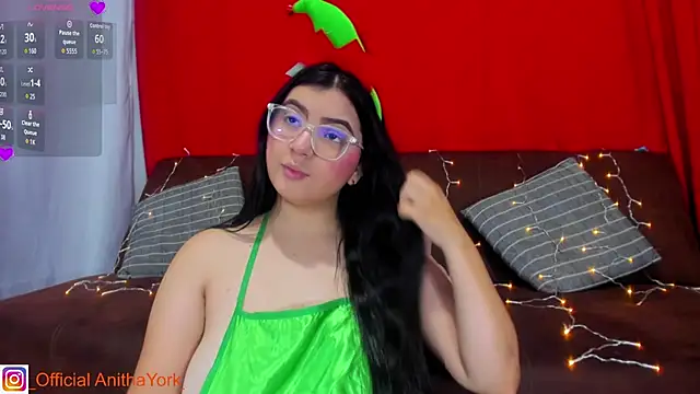 Snapshot of AnithaaYork chatting on December 2025 12:25:02 PM AnithaaYork online show from December 2025 12:25:02 PM