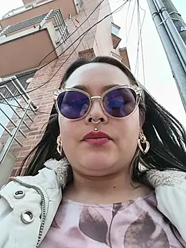 ambar 07 online show from October 2025 06:30:02 PM