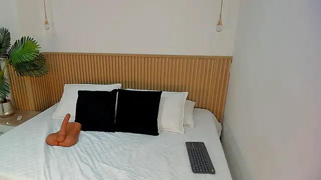 Jasmin evano29 online show from June 2026 05:18:02 PM