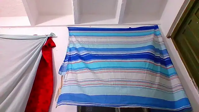 Snapshot of perverted_couple_- chatting on December 2024 07:25:02 PM perverted couple - online show from December 2024 07:25:02 PM