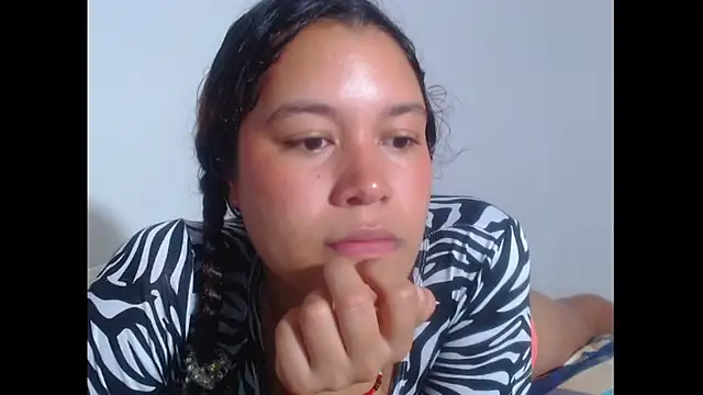 Snapshot of perverted_couple_- chatting on March 2025 01:51:01 PM perverted couple - online show from March 2025 01:51:01 PM