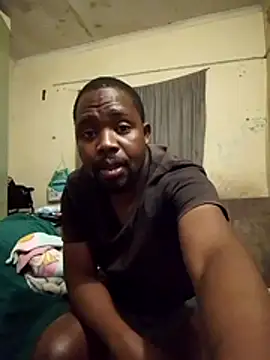 Snapshot of Polygamist chatting on July 2026 08:33:02 PM Polygamist online show from July 2026 08:33:02 PM