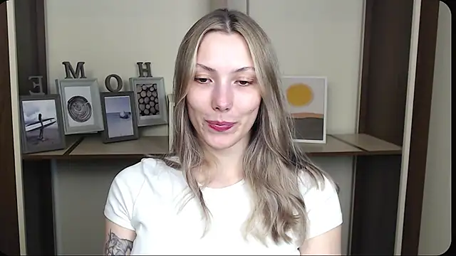 VanessaMay  online show from March 2026 05:38:01 PM