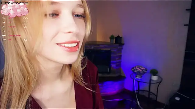 LynetBurby online show from December 2024 11:19:02 PM