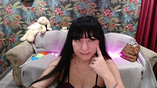 SusanLaNice online show from November 2025 01:55:01 PM