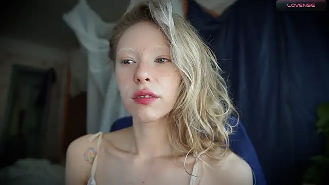  Phantom thread  online show from September 2025 09:20:01 AM