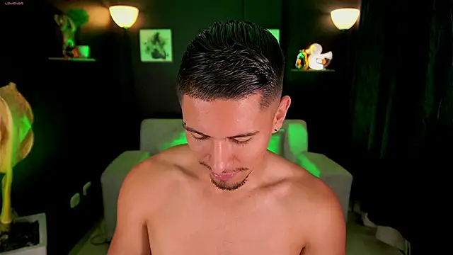 Aaronfox x online show from September 2025 03:24:01 PM