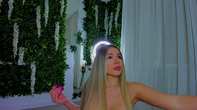 VivienCarter online show from February 2026 04:22:01 AM