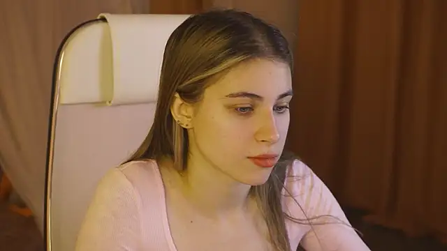 EllieCutes online show from January 2025 08:36:01 AM