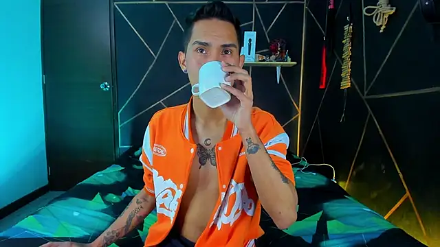 MillersKink online show from March 2025 09:17:01 PM