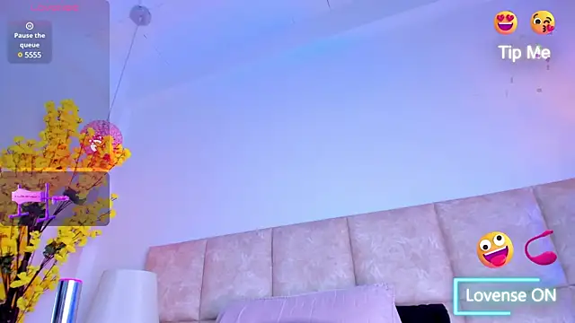 Snapshot of KimVelezz chatting on February 2025 08:20:02 PM KimVelezz online show from February 2025 08:20:02 PM