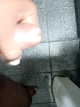 Snapshot of sadunt chatting on February 2025 03:12:01 AM sadunt online show from February 2025 03:12:01 AM