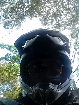 Snapshot of sadunt chatting on February 2025 06:24:02 AM sadunt online show from February 2025 06:24:02 AM