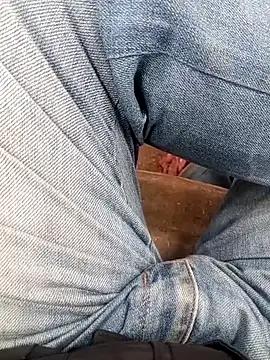 Snapshot of sadunt chatting on March 2025 04:08:02 AM sadunt online show from March 2025 04:08:02 AM