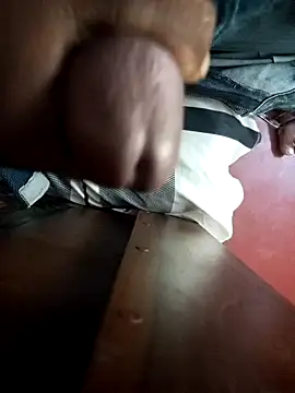 Snapshot of sadunt chatting on March 2025 04:32:01 AM sadunt online show from March 2025 04:32:01 AM