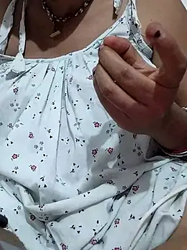 miss-Riy online show from April 2026 04:53:02 PM