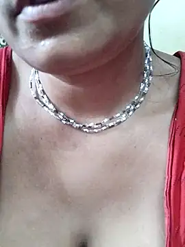 Snapshot of miss-Riy chatting on July 2026 06:06:02 AM miss-Riy online show from July 2026 06:06:02 AM