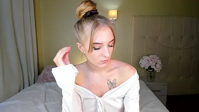 Snapshot of Stacy_River chatting on February 2025 11:24:02 AM Stacy River online show from February 2025 11:24:02 AM