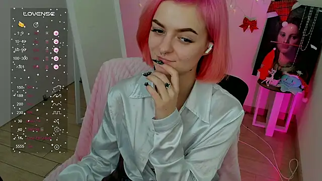 Fire Bestie online show from January 2025 04:59:01 PM