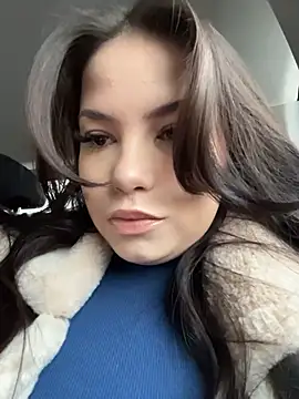 Snapshot of Chloe__Moon chatting on December 2025 12:14:01 PM Chloe Moon online show from December 2025 12:14:01 PM