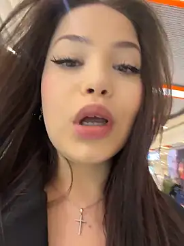 Chloe  Moon online show from April 2026 02:11:01 PM