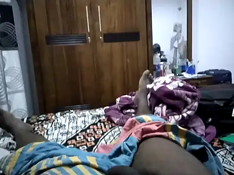 nikini1621 online show from December 2025 05:09:01 PM