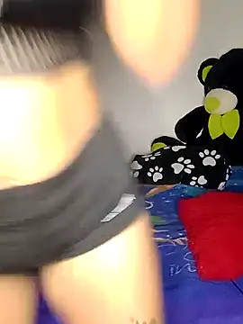 Snapshot of sariitha_sw chatting on February 2025 01:53:01 AM sariitha sw online show from February 2025 01:53:01 AM