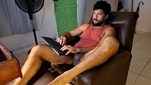 LUH133 online show from April 2026 07:58:01 PM