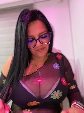 Snapshot of Milff_parkerrr chatting on October 2025 01:45:01 AM Milff parkerrr online show from October 2025 01:45:01 AM