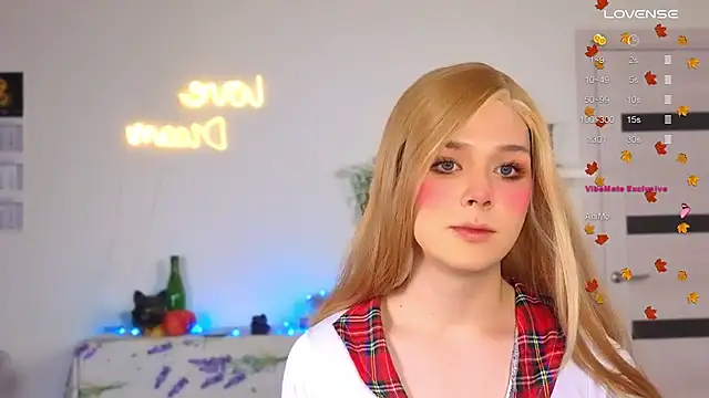  yourFoxy  online show from October 2025 02:18:01 PM