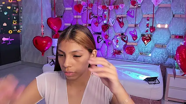 LunaAridi online show from February 2026 09:41:01 PM