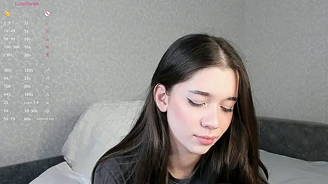 Snapshot of Butterflys1268 chatting on February 2025 11:11:01 PM Butterflys1268 online show from February 2025 11:11:01 PM