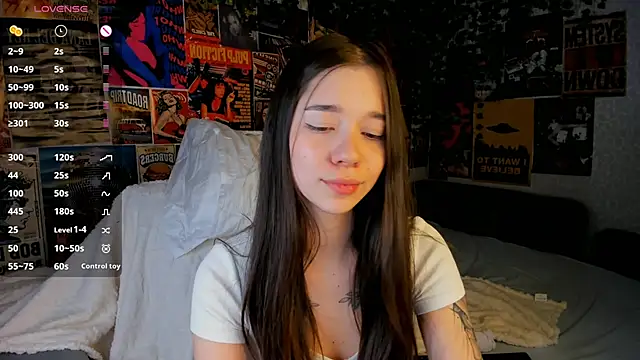 Snapshot of Butterflys1268 chatting on March 2025 09:27:02 PM Butterflys1268 online show from March 2025 09:27:02 PM