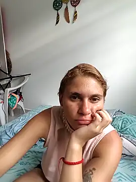 Scarlett-Leh online show from December 2025 07:51:01 PM