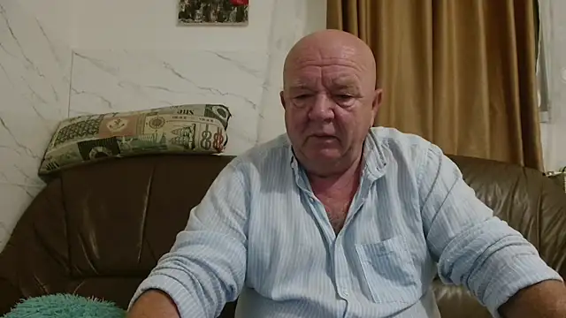 fullballs6 online show from December 2025 03:00:02 AM