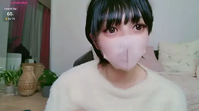 Snapshot of cohaku_329 chatting on January 2026 03:17:02 PM cohaku 329 online show from January 2026 03:17:02 PM