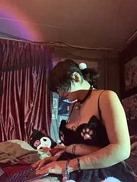 Snapshot of space_g1rl chatting on November 2025 06:31:01 PM space g1rl online show from November 2025 06:31:01 PM