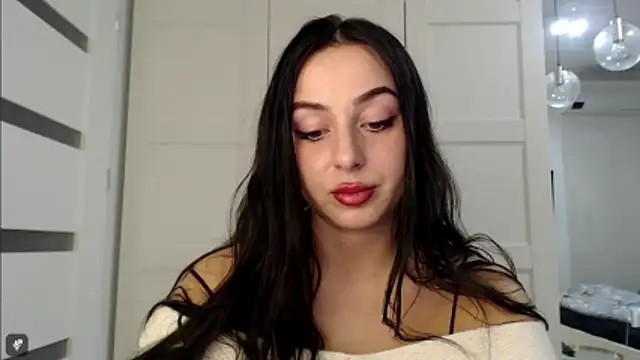 courtneyPerfect online show from December 2025 02:54:01 PM