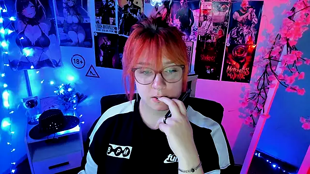 Snapshot of Rudy_02 chatting on November 2025 09:47:01 PM Rudy 02 online show from November 2025 09:47:01 PM