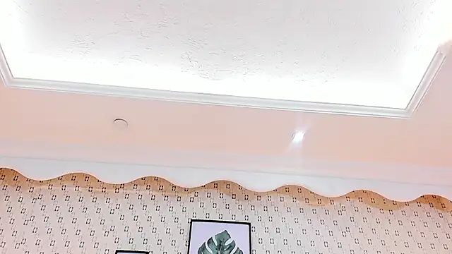 MirandaRossi online show from December 2024 02:43:02 AM