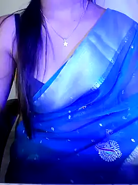 Snapshot of QueenOfHeart_07 chatting on December 2024 12:08:01 AM QueenOfHeart 07 online show from December 2024 12:08:01 AM