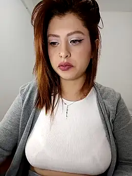 Snapshot of nix_white chatting on January 2025 01:30:01 AM nix white online show from January 2025 01:30:01 AM