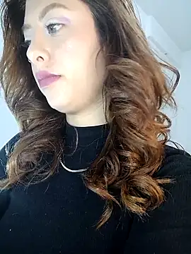 Snapshot of nix_white chatting on March 2025 02:05:02 AM nix white online show from March 2025 02:05:02 AM