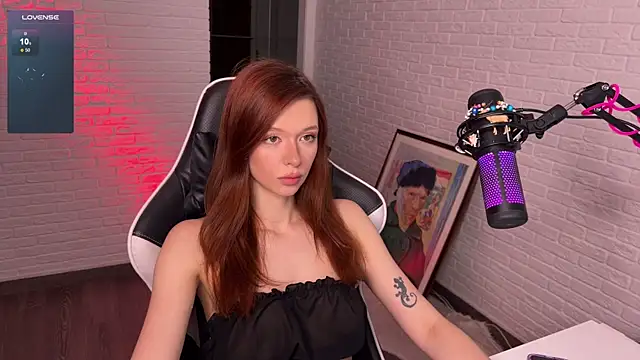 Snapshot of mirai_meeow chatting on January 2025 04:31:02 PM mirai meeow online show from January 2025 04:31:02 PM