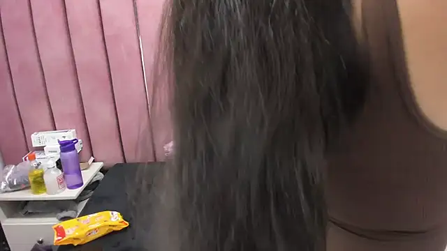 Miaa Smiith  online show from November 2025 03:01:02 AM