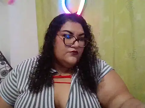 Snapshot of Ven_123top chatting on November 2025 02:01:02 AM Ven 123top online show from November 2025 02:01:02 AM